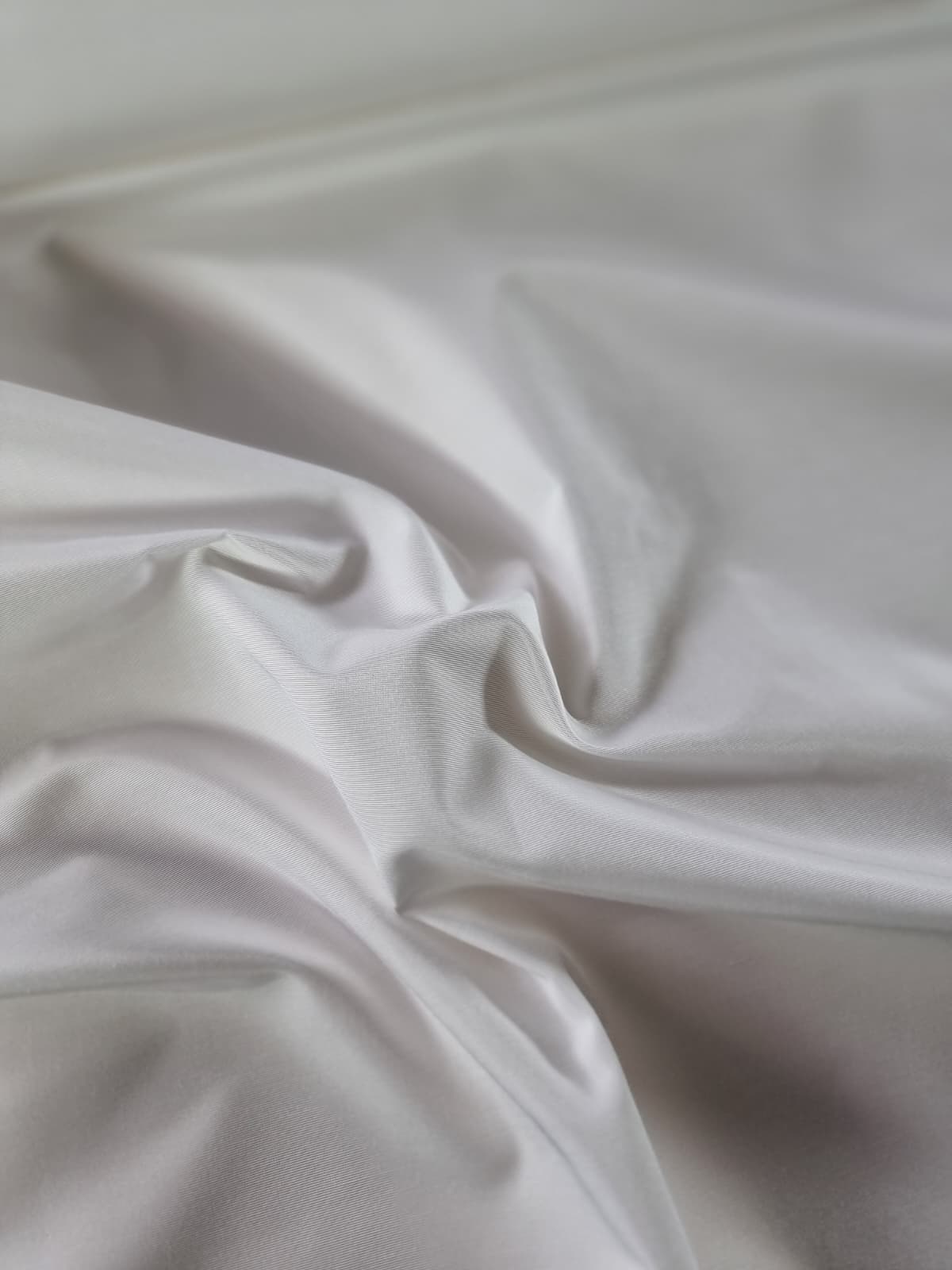 Tafta tip mikado - design uni , Alb optic - imagine 5