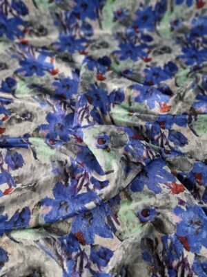 Voal pretios - Jacquard din matase naturala cu insertii discrete de fir argintiu, design floral, Albastru / Verde / Gri