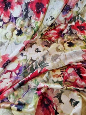 Catifea din matase naturala  - imprimeu cu flori mari, Rosu / Verde / Ivoire