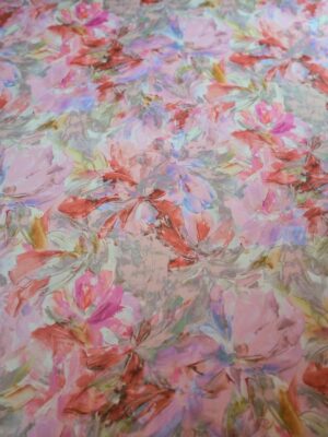 Tesatura Organza din matase naturala  - model cu flori picturale pastel, nuanțe de Roz / Verde / Roscat