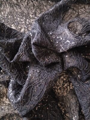 Dantela cu broderie ajurata, micropaiete, pe suport dantelat Chantilly, negru