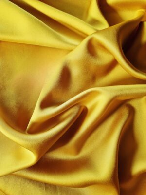 Țesătură crepe uni, naturală – dublu crepe, cu față dublă, mat/satinat, galben muștar