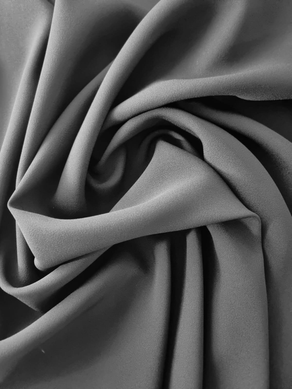 Țesătură crepe uni, matase naturală – dublu crepe, cu față dublă, mat/satinat, negru