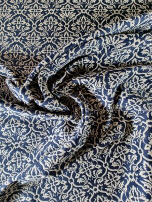 Țesătură plină jacquard, bleumarin cu bej