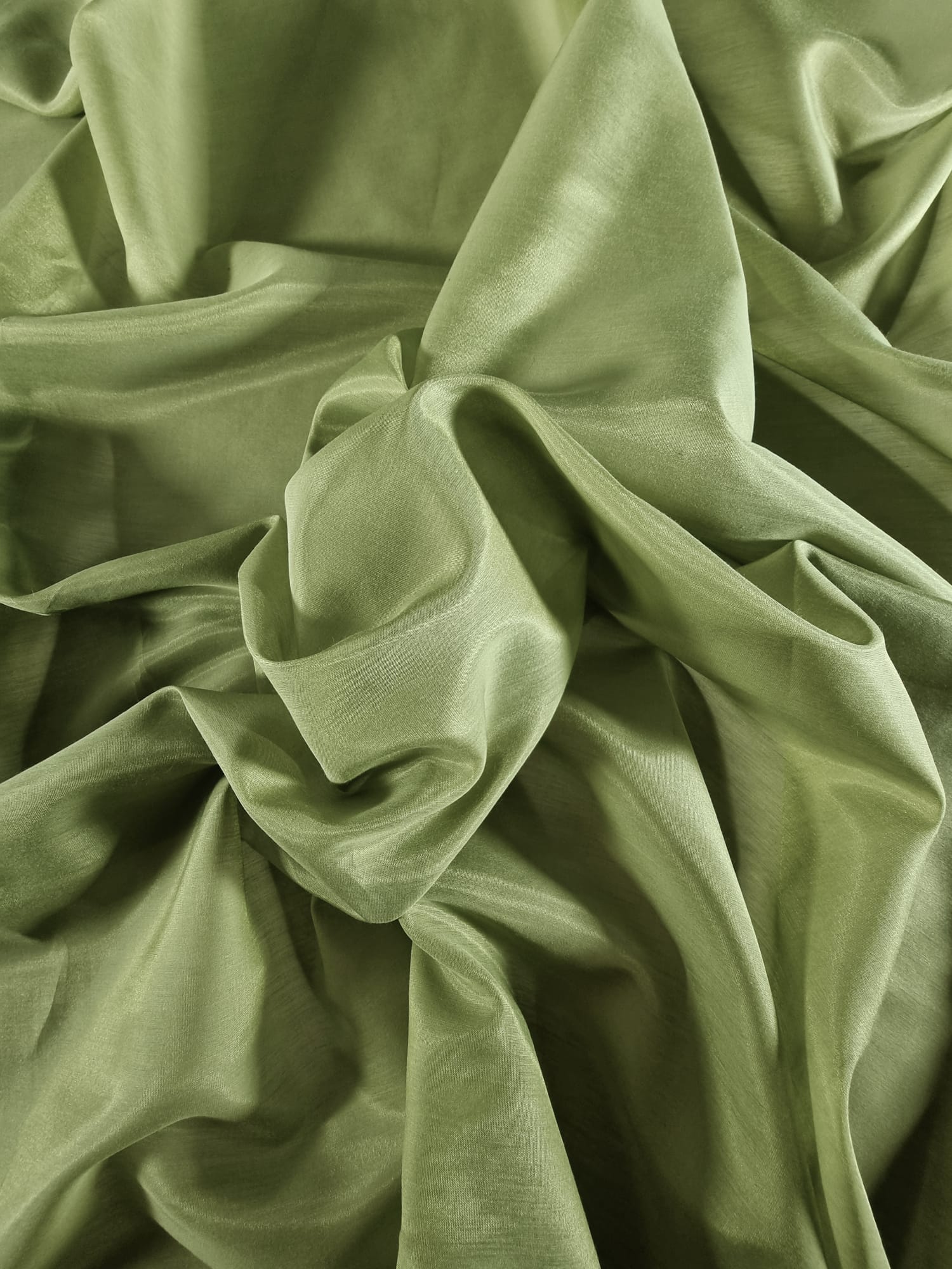 Țesătură tip batist din bumbac cu mătase naturală, semitransparentă, verde/kaki