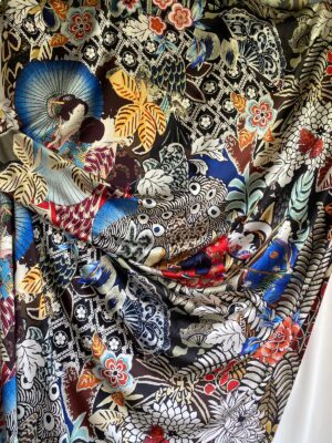 Tesatura crepe de Chine, design japonez, in culori contrastante